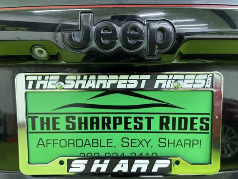 Used 2017 Jeep Patriot Sport w/ Power Value Group AWD/4WD image 12