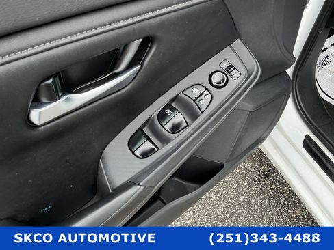Used 2021 Nissan Sentra SV w/ Trunk Package FWD image 22