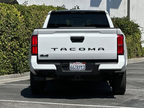Used 2024 Toyota Tacoma SR5 image 5