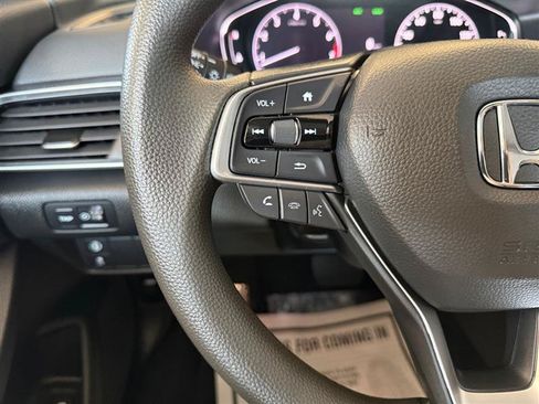 Used 2020 Honda Accord EX image 35