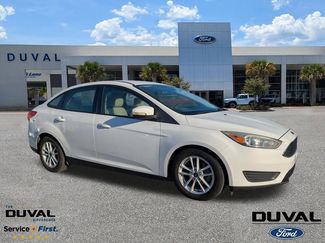 Used 2017 Ford Focus SE video 1
