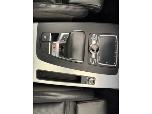 Used 2018 Audi SQ5 Prestige w/ Prestige Package image 22