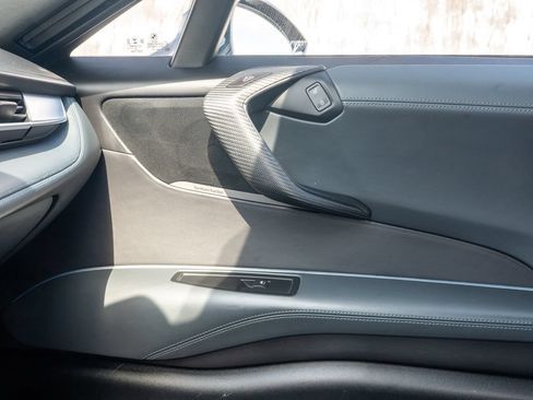 Used 2019 BMW i8 Roadster AWD/4WD image 33
