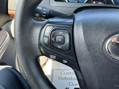 Used 2016 Toyota Camry LE FWD image 13