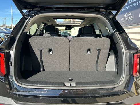 New 2026 Kia Sorento SX image 15