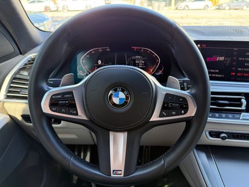 Used 2022 BMW X5 sDrive40i w/ M Sport Package RWD image 33