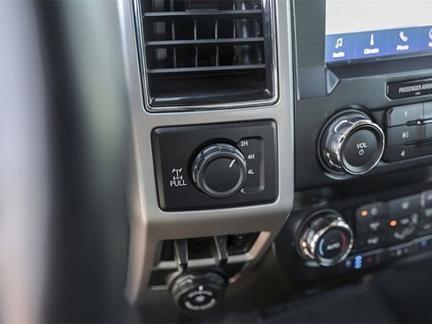 Used 2021 Ford F250 Lariat w/ Lariat Value Package image 21