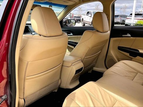 Used 2010 Honda Crosstour EX-L image 29