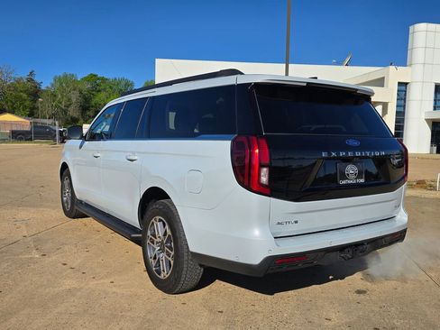 Used 2025 Ford Expedition Max Active image 3