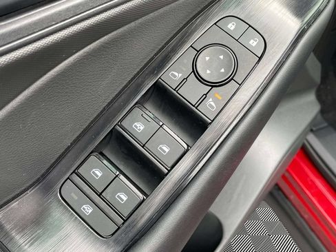 Used 2026 Nissan Rogue S FWD image 17