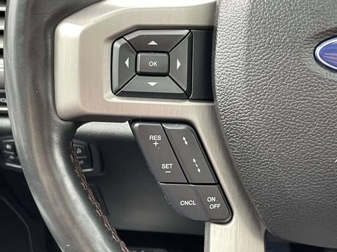 Used 2018 Ford F150 Platinum w/ Equipment Group 701A Luxury AWD/4WD image 22