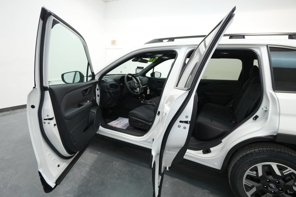 Used 2026 Subaru Forester Premium AWD/4WD image 25