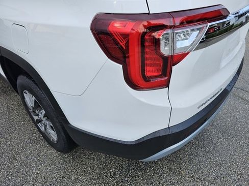 Used 2020 GMC Acadia SLE w/ Driver Convenience Package image 14