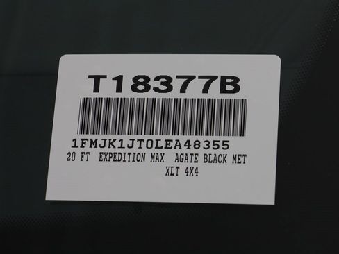 Used 2020 Ford Expedition Max XLT w/ Equipment Group 202A image 28