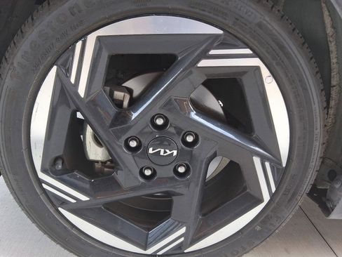Used 2025 Kia K4 EX FWD image 21