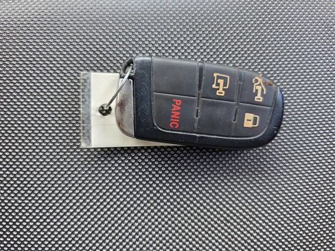 Used 2024 RAM ProMaster 2500 w/ Convenience Group image 20