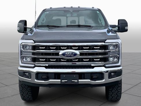 Used 2025 Ford F250 Lariat w/ Tremor Off-Road Package image 3