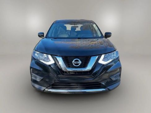 Used 2017 Nissan Rogue S FWD image 3