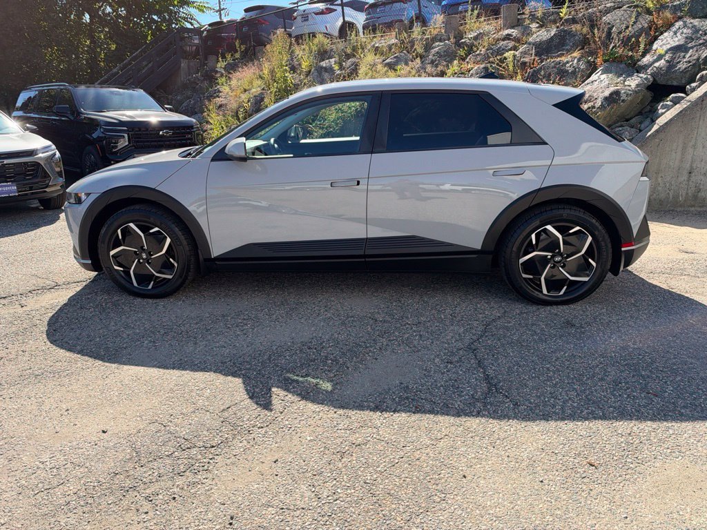 Certified 2023 Hyundai Ioniq 5 SEL AWD/4WD image 3