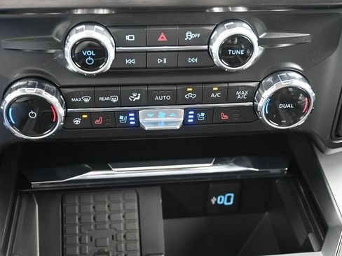 New 2026 Ford F250 Lariat w/ Lariat Ultimate Package AWD/4WD image 14