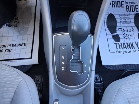 Used 2017 Hyundai Accent SE image 23