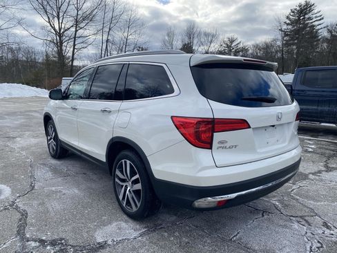 Used 2017 Honda Pilot Touring image 5