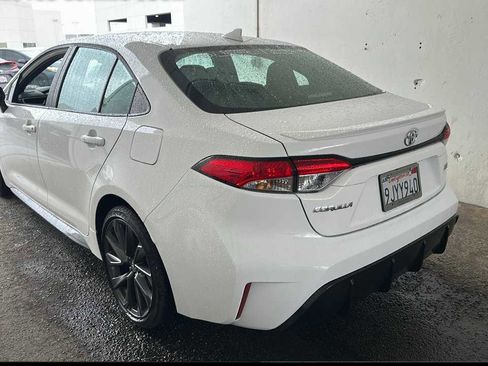 Certified 2024 Toyota Corolla SE image 4