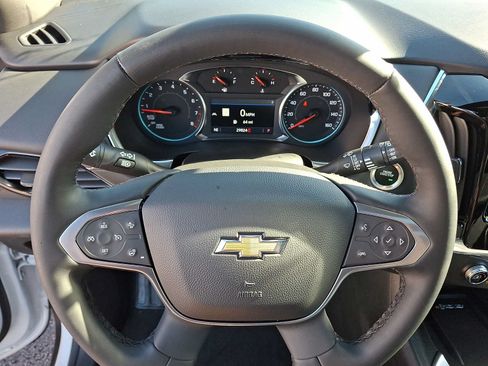 Used 2023 Chevrolet Traverse LT w/ LT Premium Package AWD/4WD image 20