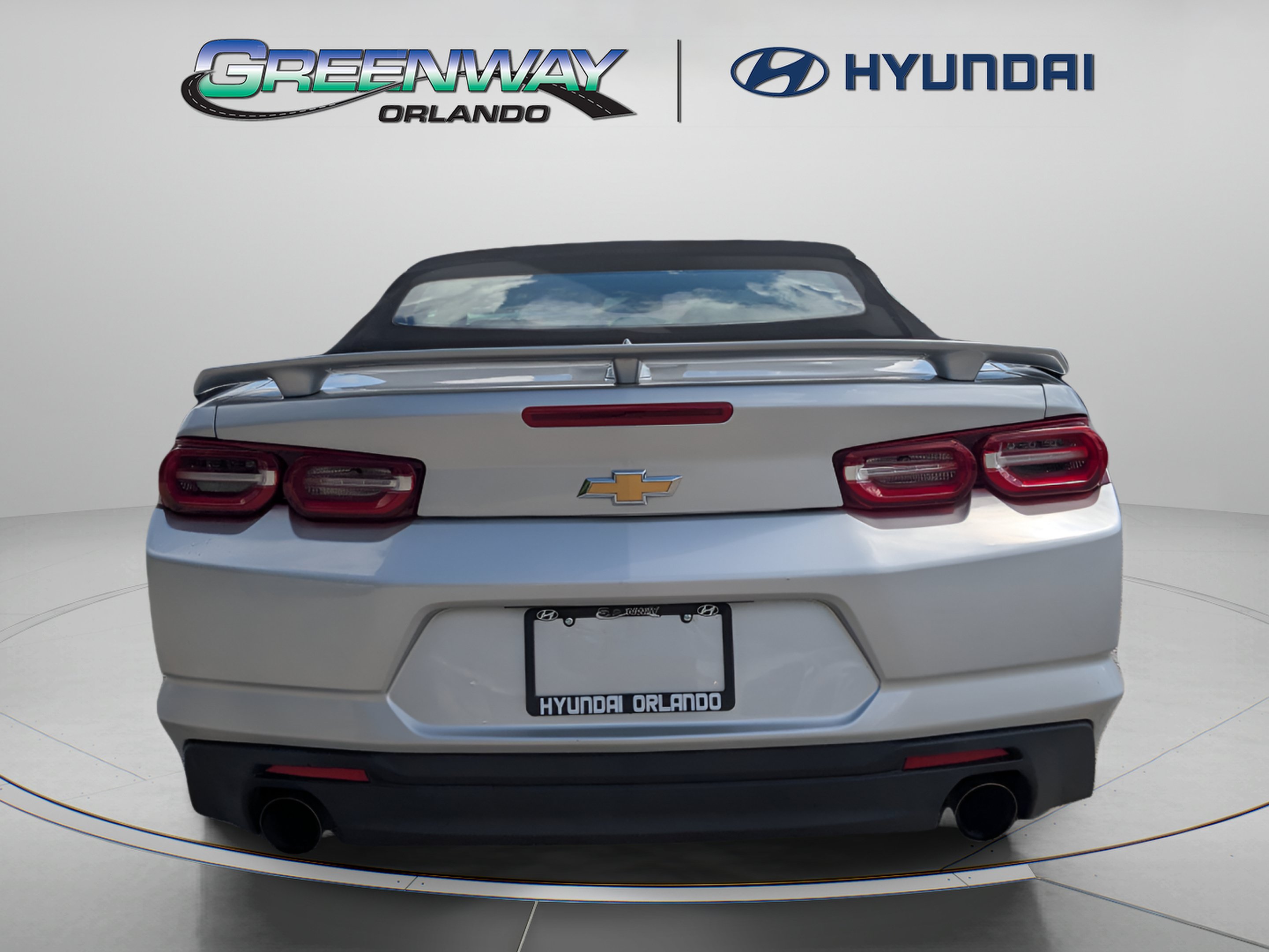 Used 2019 Chevrolet Camaro LT RWD image 7