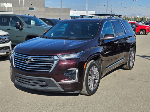 Used 2023 Chevrolet Traverse Premier w/ LPO, Floor Liner Package AWD/4WD image 8