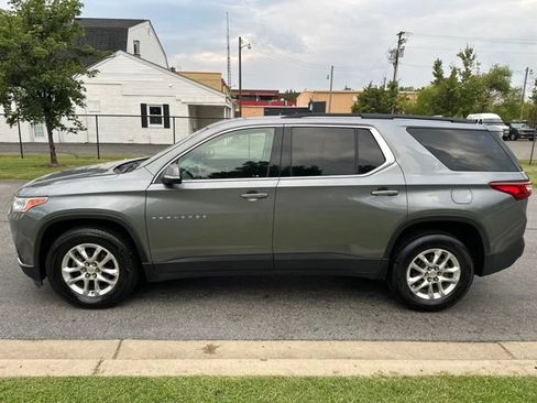Used 2020 Chevrolet Traverse LT FWD image 28