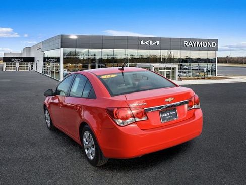 Used 2014 Chevrolet Cruze LS FWD image 5