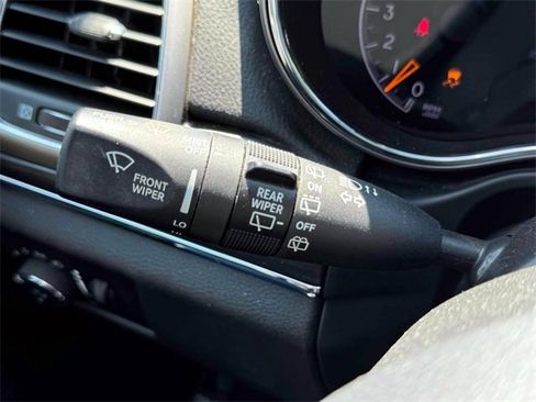 Certified 2021 Jeep Grand Cherokee Limited w/ Sun & Sound Group image 16