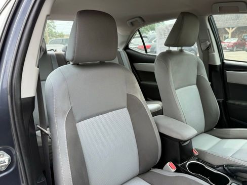 Used 2017 Toyota Corolla LE image 21