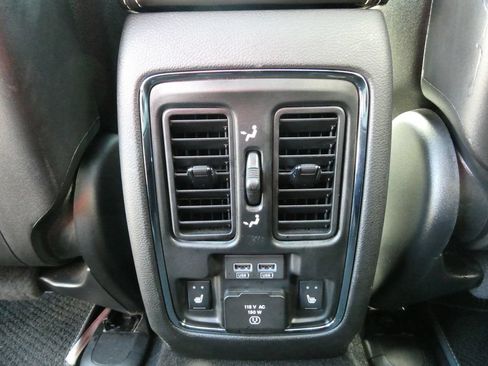 Used 2021 Jeep Grand Cherokee Limited w/ Quick Order Package 28K 80th AWD/4WD image 21