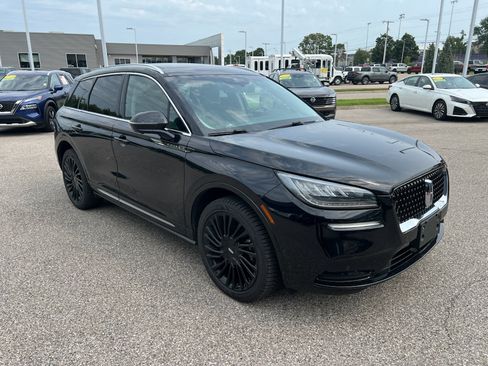 Used 2022 Lincoln Corsair Reserve w/ Equipment Group 201A AWD/4WD image 8