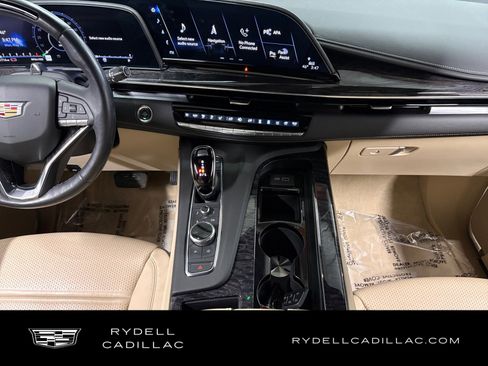 Certified 2023 Cadillac Escalade ESV Premium Luxury AWD/4WD image 15