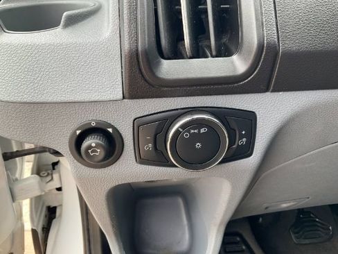 Used 2019 Ford Transit 250 130 Low Roof RWD image 20