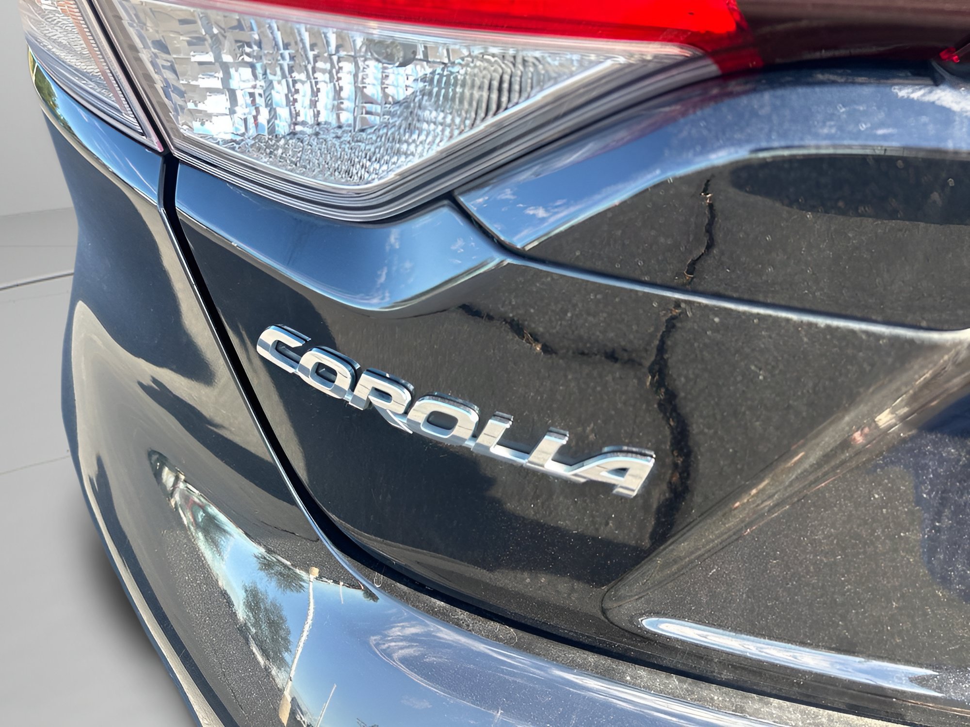 Used 2024 Toyota Corolla LE FWD image 11