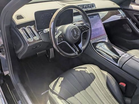 Certified 2023 Mercedes-Benz S 500 4MATIC image 9