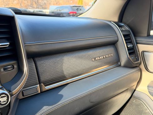 Used 2019 RAM 1500 Limited image 42