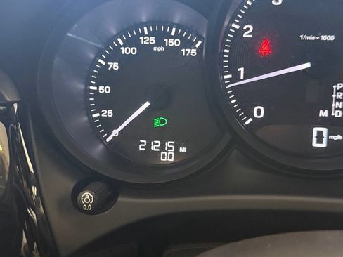 Certified 2023 Porsche Macan Turbo AWD/4WD image 11