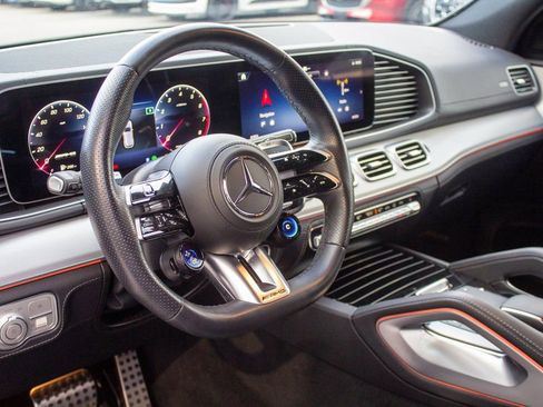 Used 2025 Mercedes-Benz GLE 53 AMG 4MATIC image 11