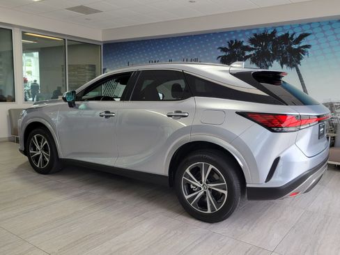 Certified 2024 Lexus RX 350 Premium w/ Accessory Package (Z1) FWD image 4