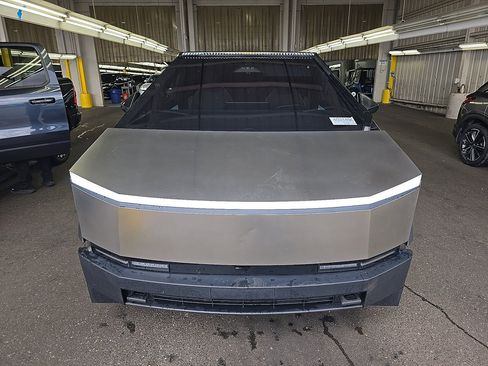 Used 2024 Tesla Cybertruck Cyberbeast AWD/4WD image 2