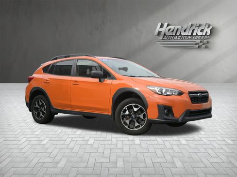 Used 2019 Subaru Crosstrek 2.0i image 2