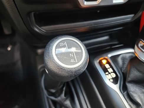 Used 2022 Jeep Wrangler Unlimited Sport w/ Xtreme Recon 35" Tire Package image 32