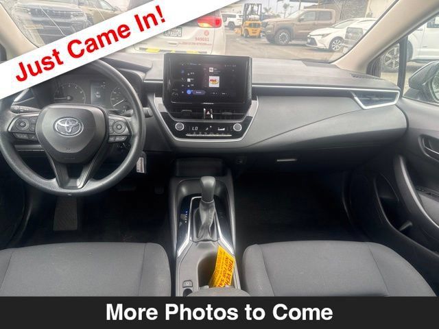 Used 2024 Toyota Corolla LE FWD image 10