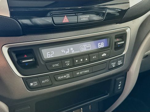 Used 2019 Honda Ridgeline RTL-T image 12