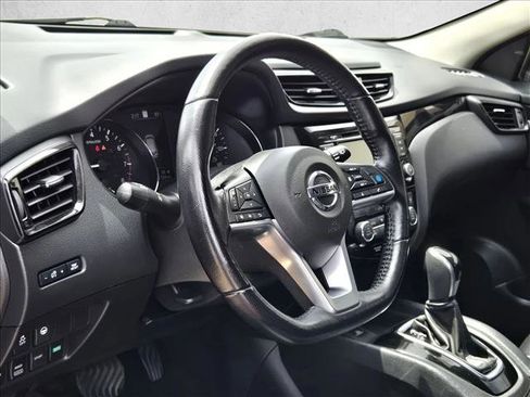 Used 2022 Nissan Rogue Sport SL AWD/4WD image 10